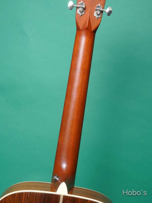 MARTIN OM-28E Retro 4