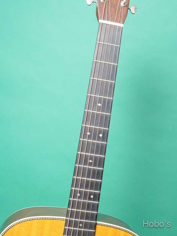 MARTIN HD-28V 3