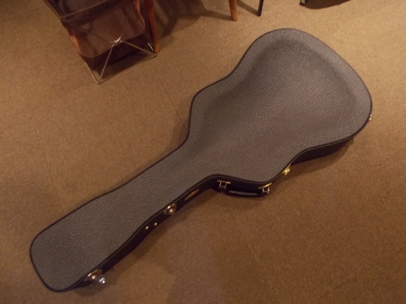 MARTIN D-18 Authentic 1939 CASE