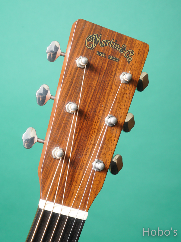 MARTIN D-18V 1