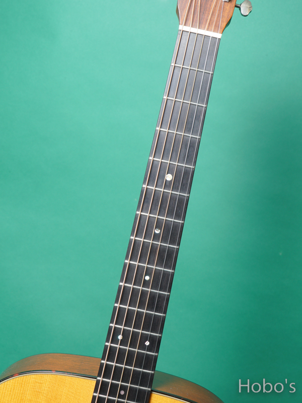 MARTIN D-18V 3