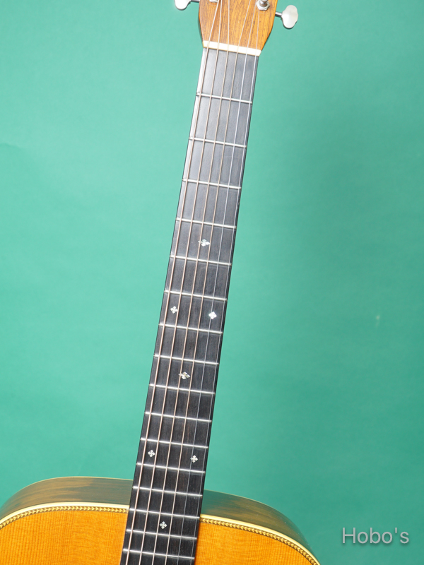 MARTIN D-28V Brazilian Rosewood 3
