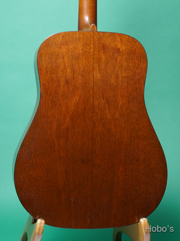 MARTIN D-18  6
