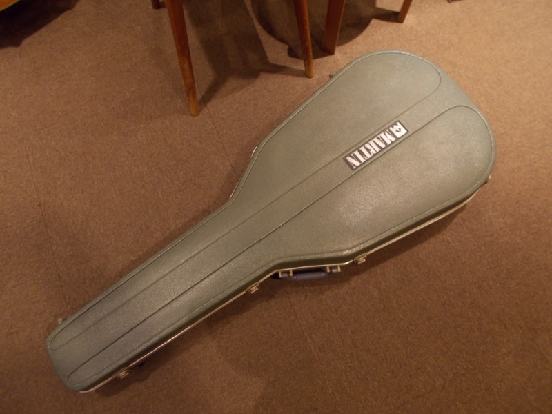 MARTIN D-28 CASE