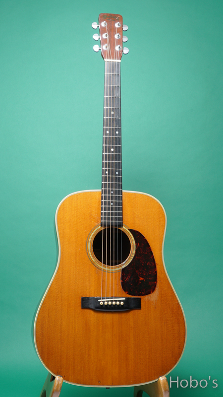MARTIN D-28 FRONT