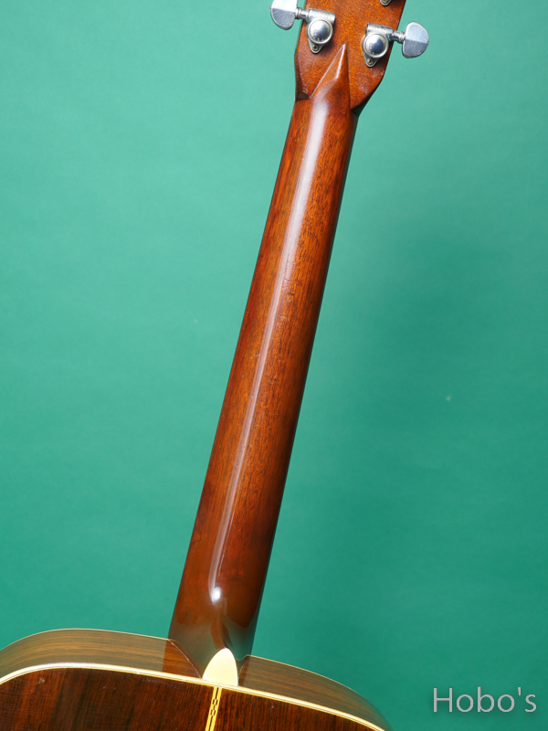 MARTIN D-28 4