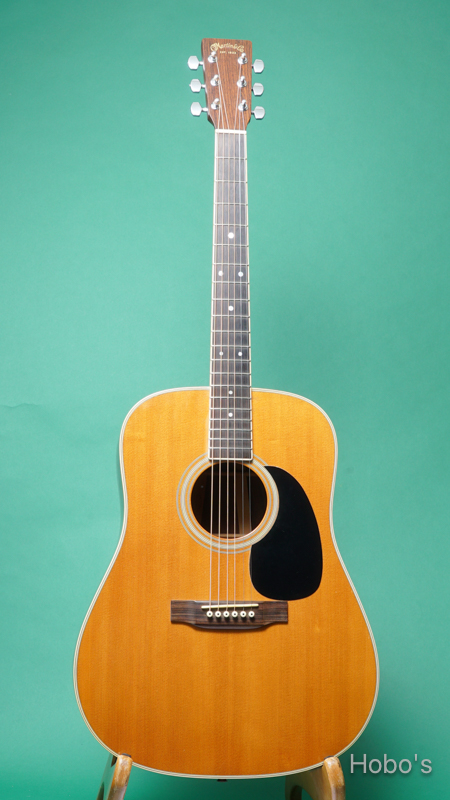 MARTIN D-35  FRONT