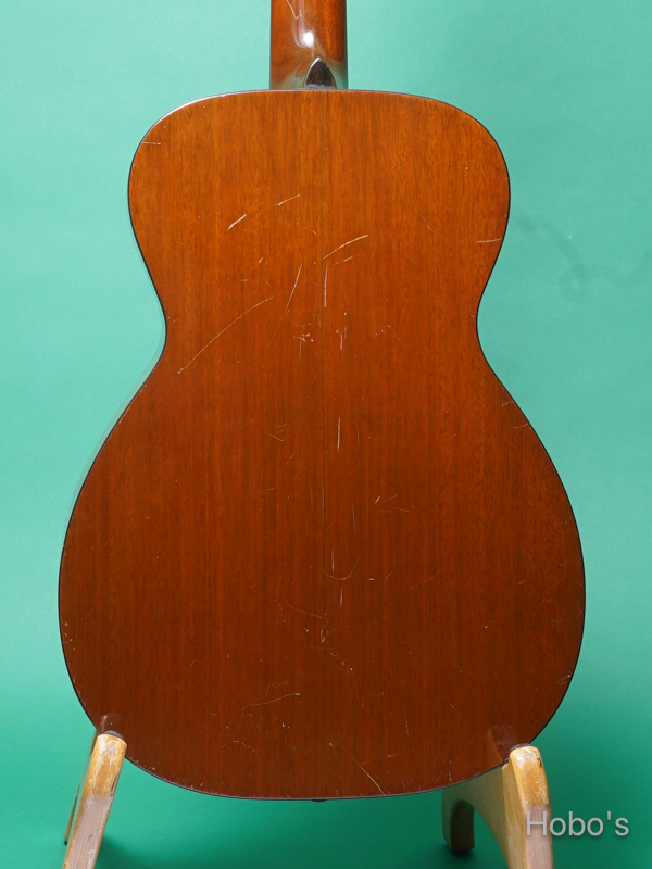 MARTIN O-18 6