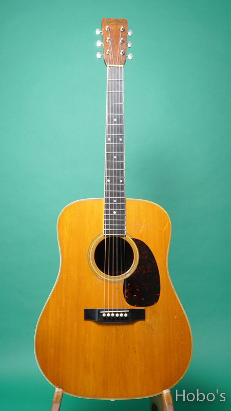 MARTIN D-28 FRONT