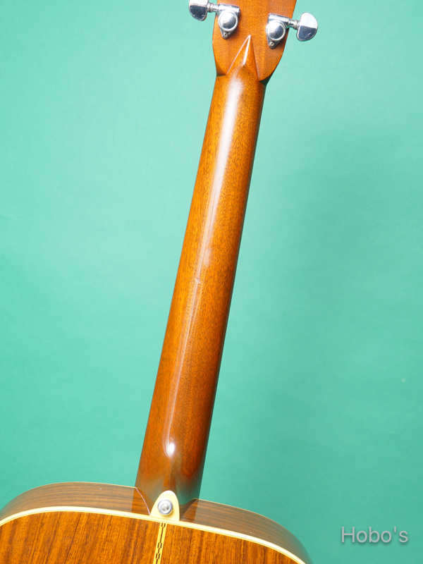 MARTIN OOO-28 4