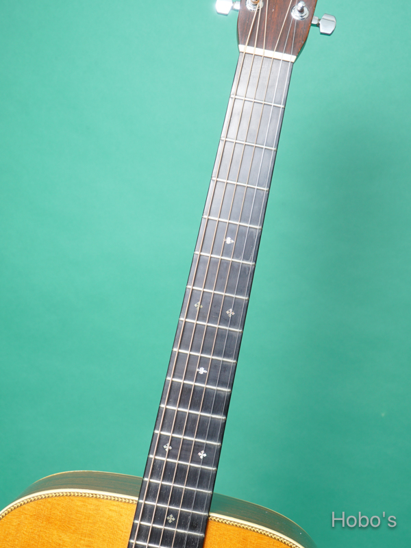 MARTIN HD-28 Custom 3