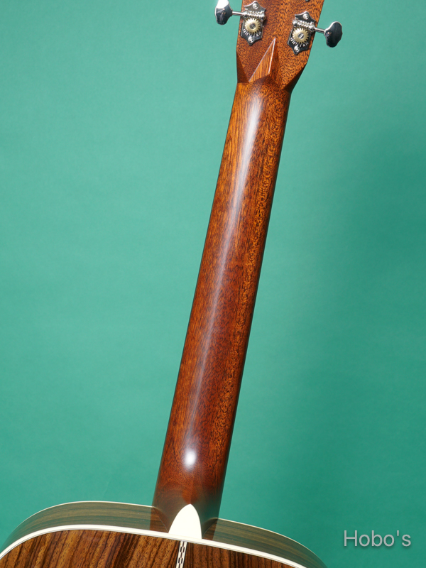 MARTIN OOO-28 Standard 4