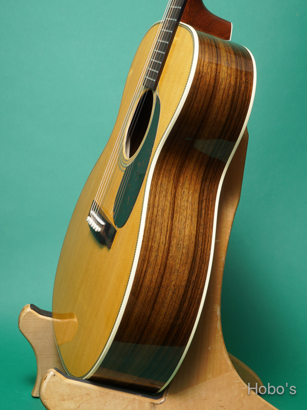 MARTIN OOO-28 Standard 8