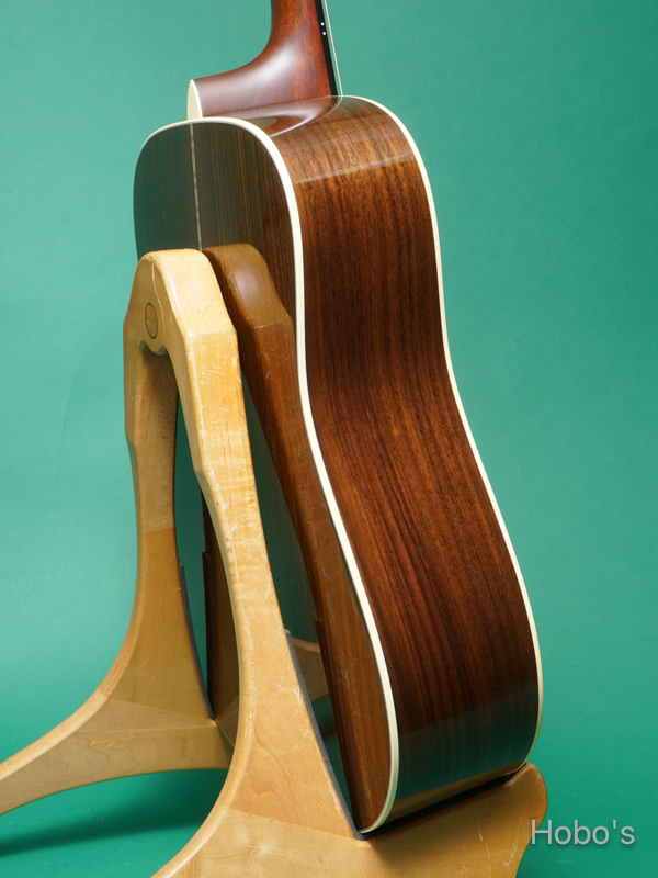 MARTIN D-28 Custom "Premium Sitka Spruce Top" 7