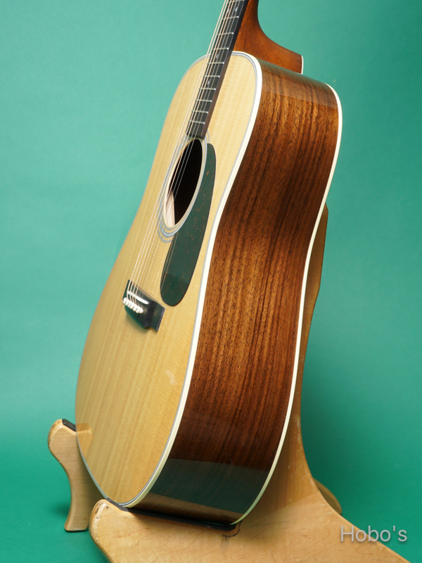 MARTIN D-28 Custom "Premium Sitka Spruce Top" 8