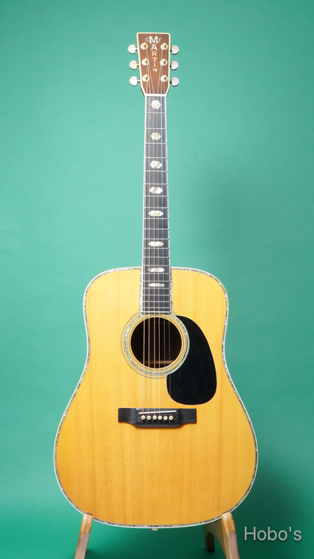 MARTIN D-45  FRONT