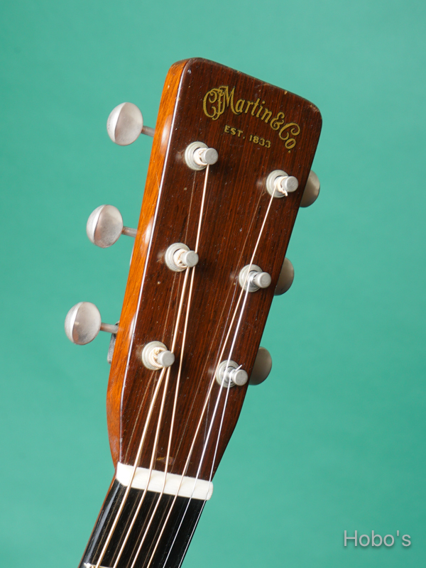MARTIN D-28 1