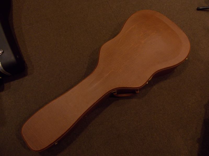 MARTIN D-18 Authentic 1937 CASE