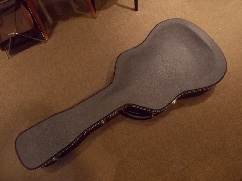 MARTIN DC-Aura CASE