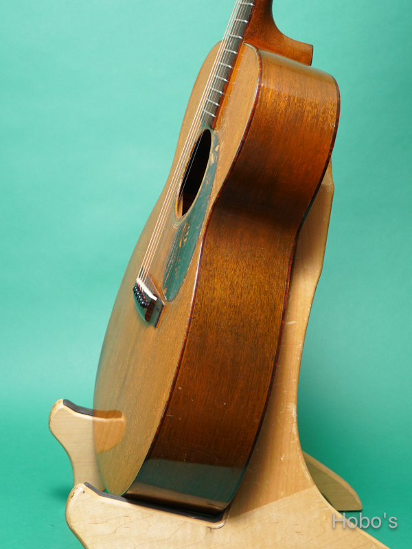 MARTIN OOO-18 8