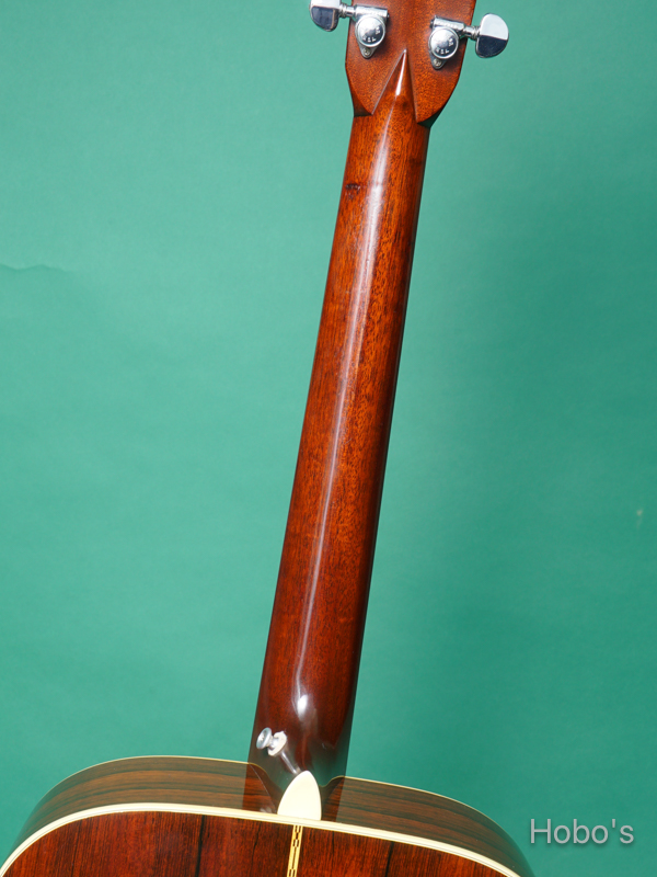 MARTIN D-28 4