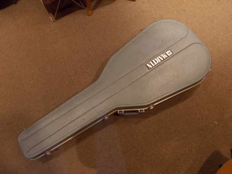 MARTIN D-76 CASE