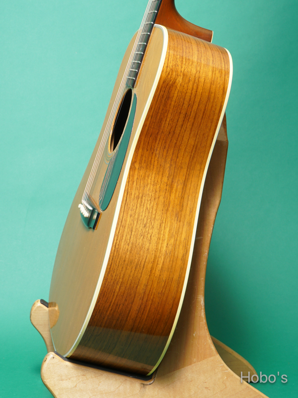 MARTIN D-76 8