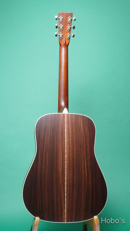 MARTIN D-28 Satin Amberburst BACK