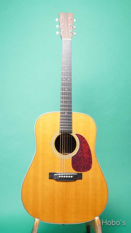 MARTIN HD-28V FRONT