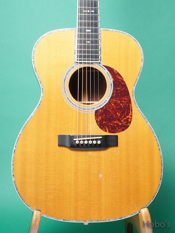 MARTIN OOO-42 5