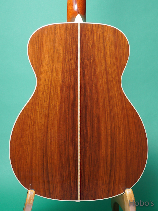MARTIN OOO-42 6