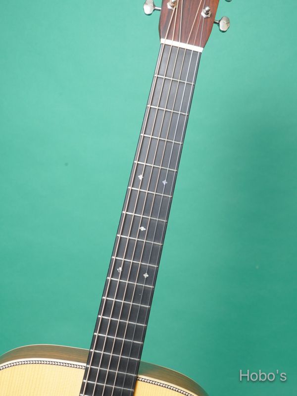 MARTIN OOO-28 Custom "Adirondack / Guatemalan Rosewood"  3