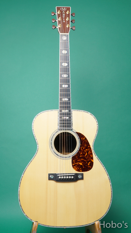 MARTIN J-45 Custom "Italian Alpine / Madagascar Rosewood" FRONT