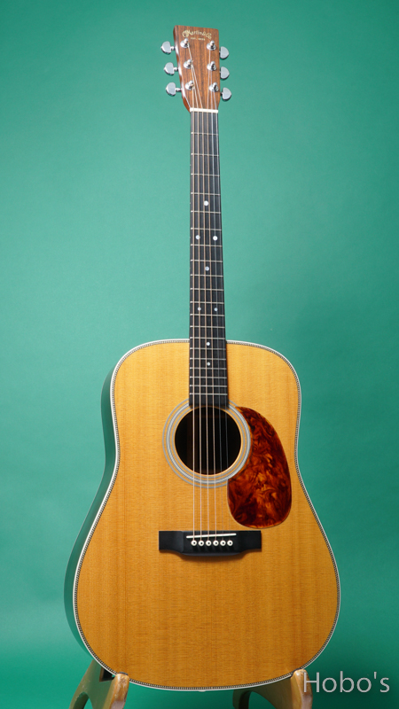 MARTIN HD-28 STANDARD FRONT
