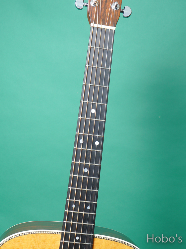 MARTIN HD-28 STANDARD 3