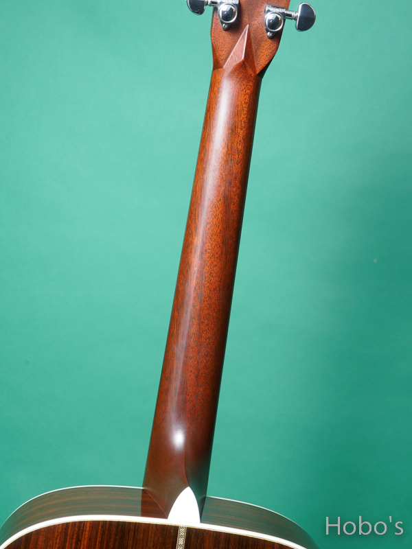 MARTIN HD-28 STANDARD 4