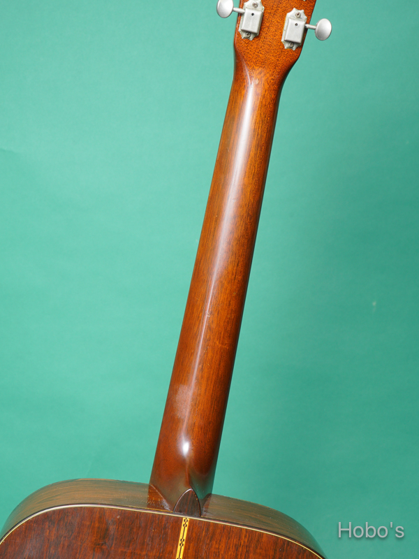 MARTIN OOO-21 4