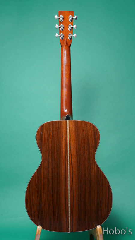 MARTIN OM Chris Hillman "Custom Artist Edition"    BACK