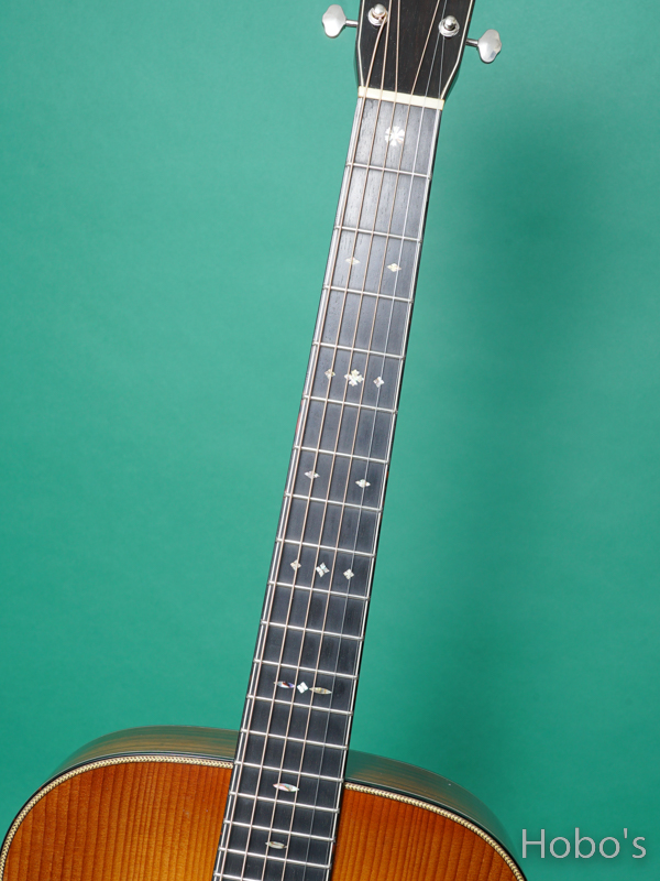 MARTIN OM Chris Hillman "Custom Artist Edition"    3