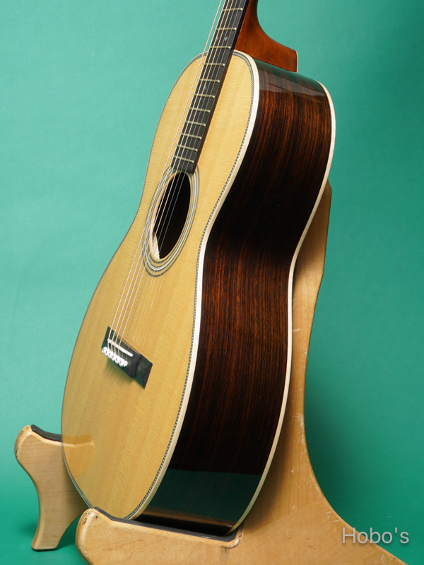 MARTIN O12-28 Modern Deluxe 8