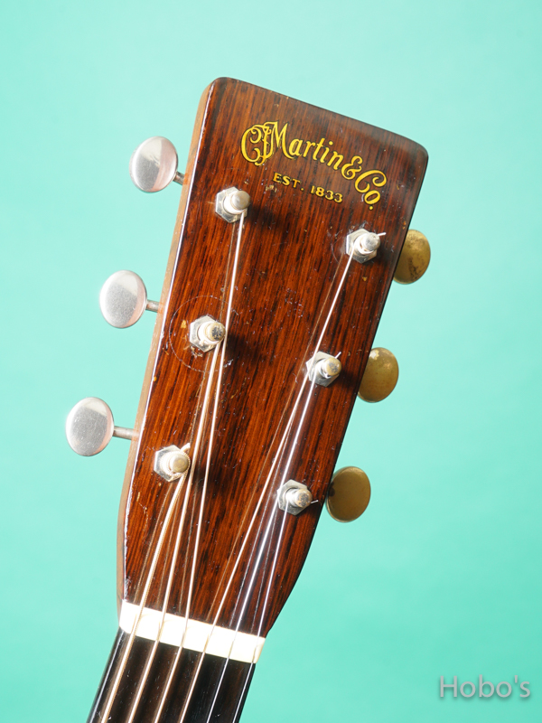 MARTIN D-28 1