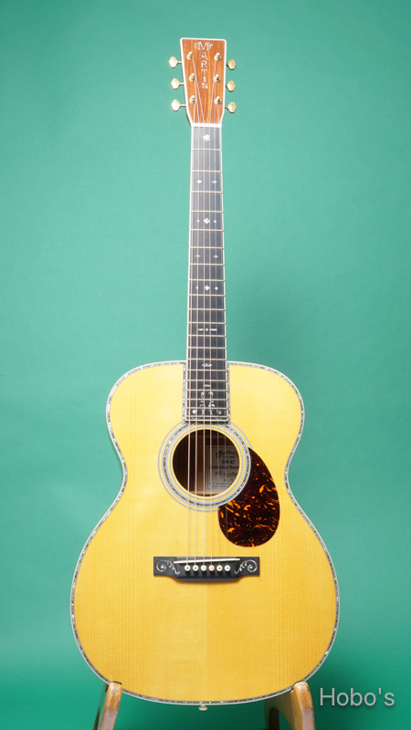 MARTIN OM-42 Cambodian Rosewood FRONT
