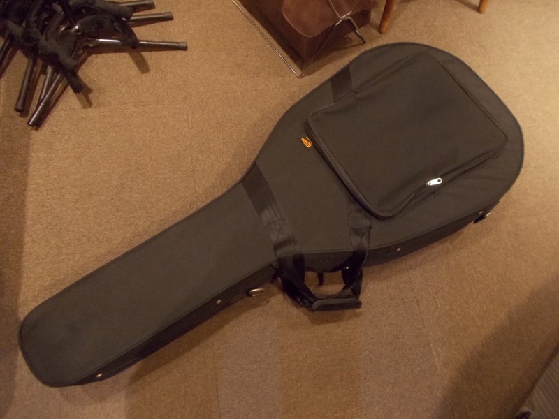 GIBSON J-200 CASE