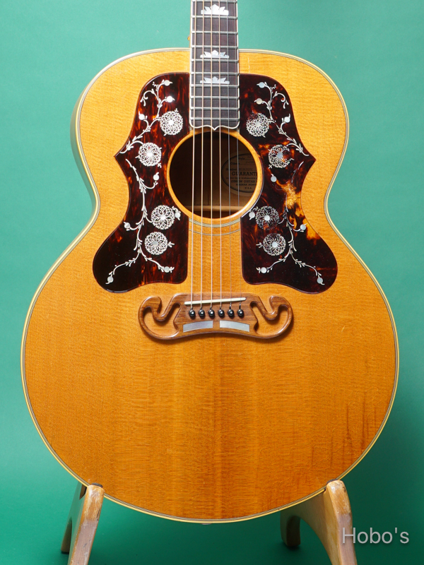 GIBSON J-200 5