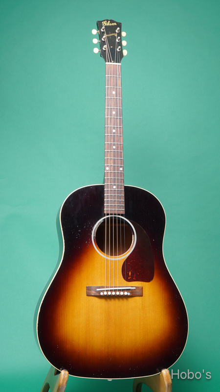 GIBSON J-45 1942 Murphy Lab Light Aged FRONT