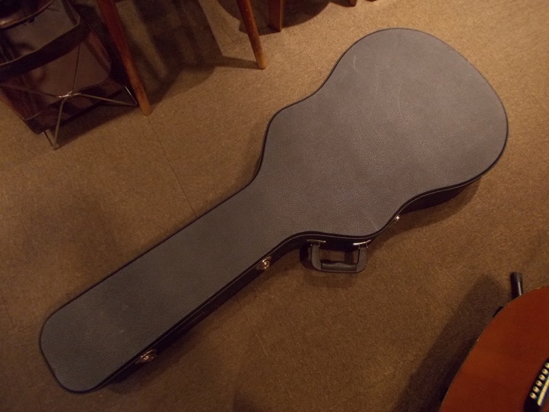 GIBSON J-45 CASE
