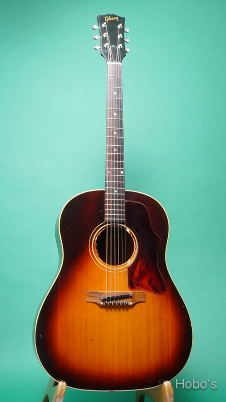 GIBSON J-45 FRONT