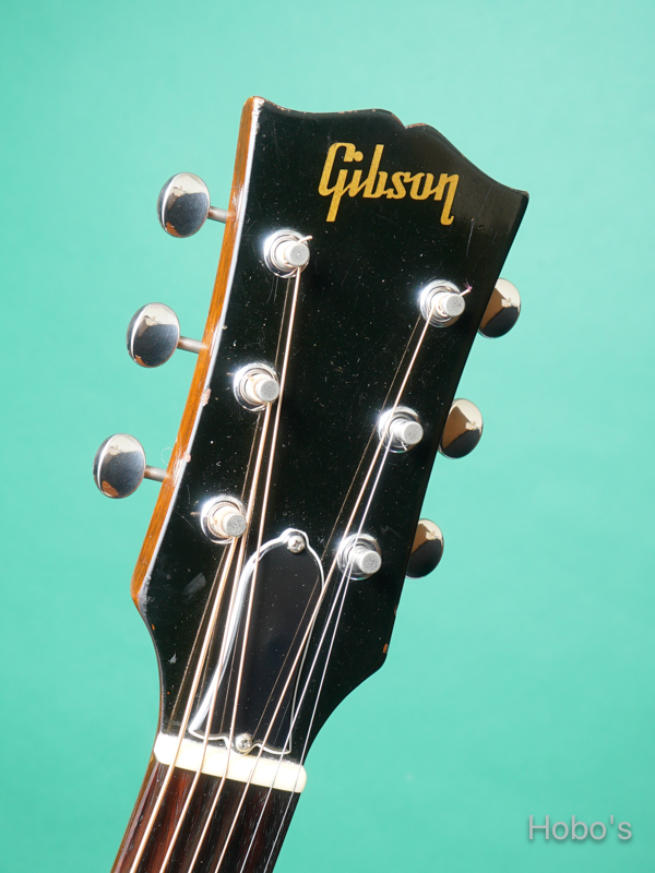 GIBSON J-45 1