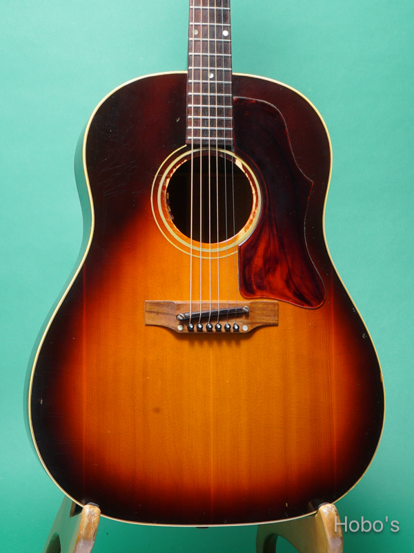 GIBSON J-45 5