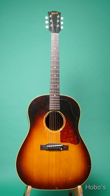 GIBSON J-45 FRONT